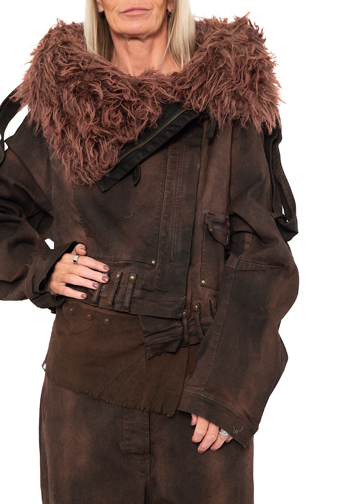 CROPPED FAUX FUR-TRIM DENIM JACKET