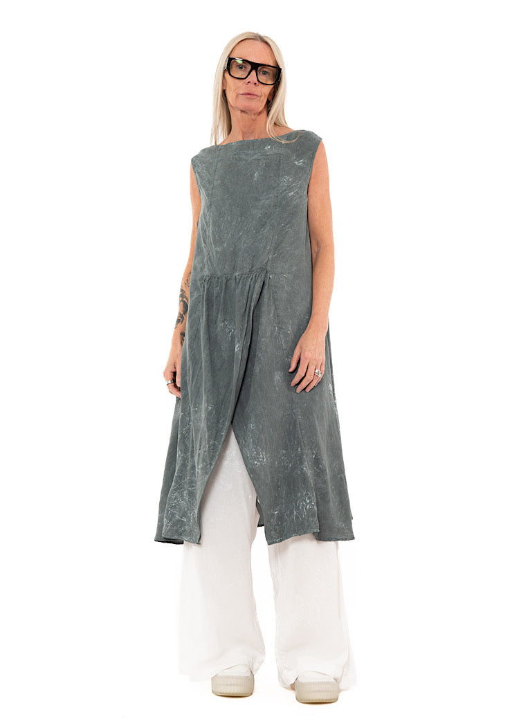 RUNDHOLZ DIP DRESS