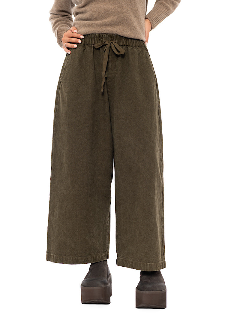 GARMENT-DYED COTTON-LINEN WIDE TROUSER