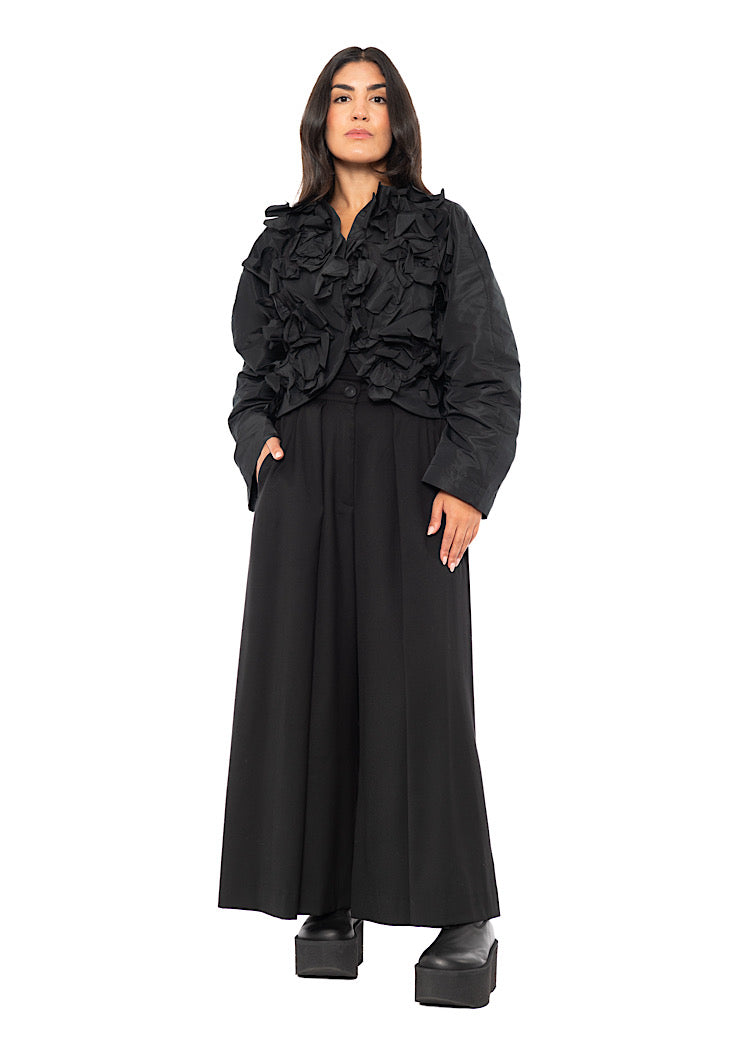 FLOWER APPLIQUÉ SHORT JACKET