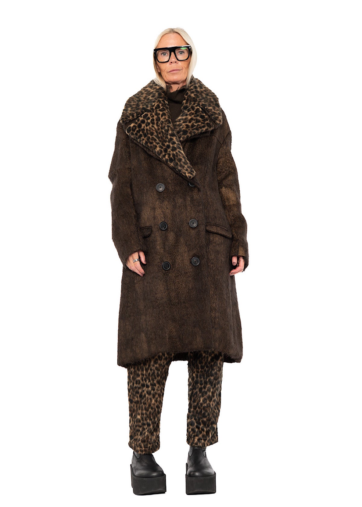 OVERSIZED LONG-HAIR WOOL COAT WITH DETACHABLE LEOPARD COLLAR