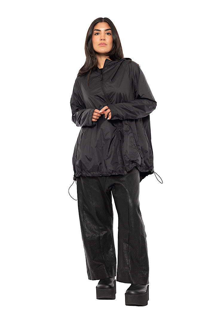 TECHNICAL RAIN JACKET