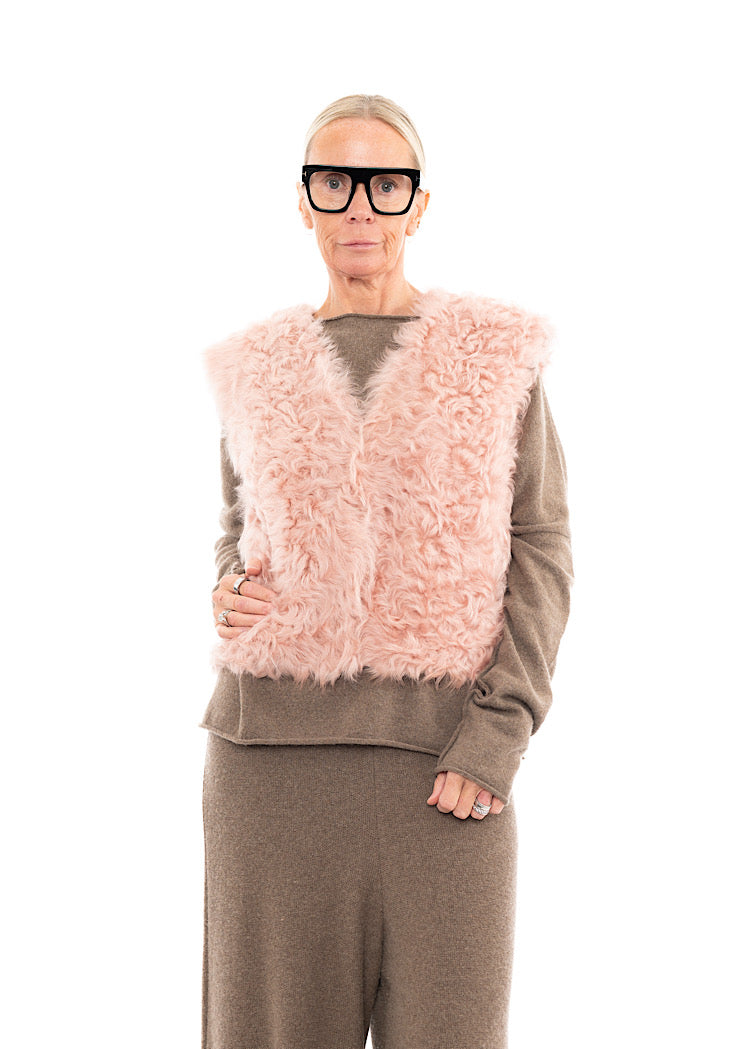 DOM GOOR CURLY SHORT GILET