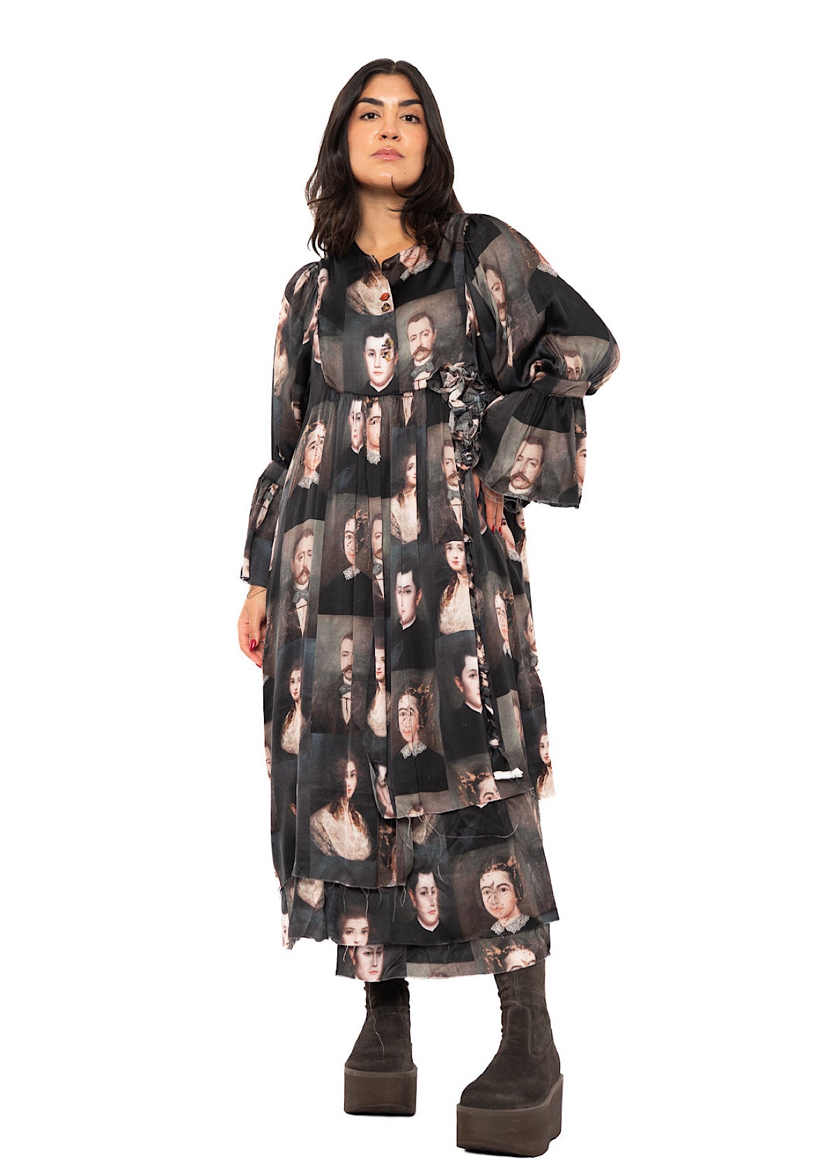 PORTRAIT PRINTED SILK DRESS