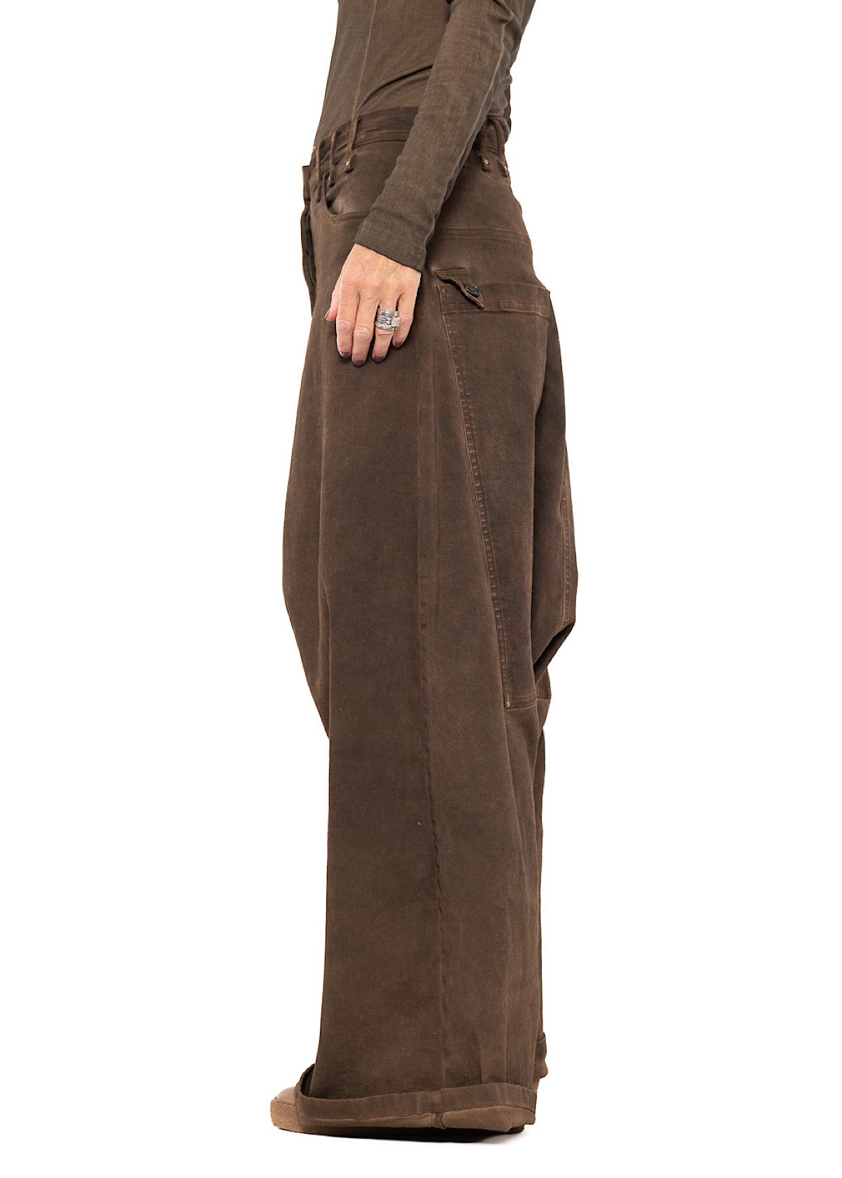 GARMENT-DYED OVERSIZED DENIM TROUSER
