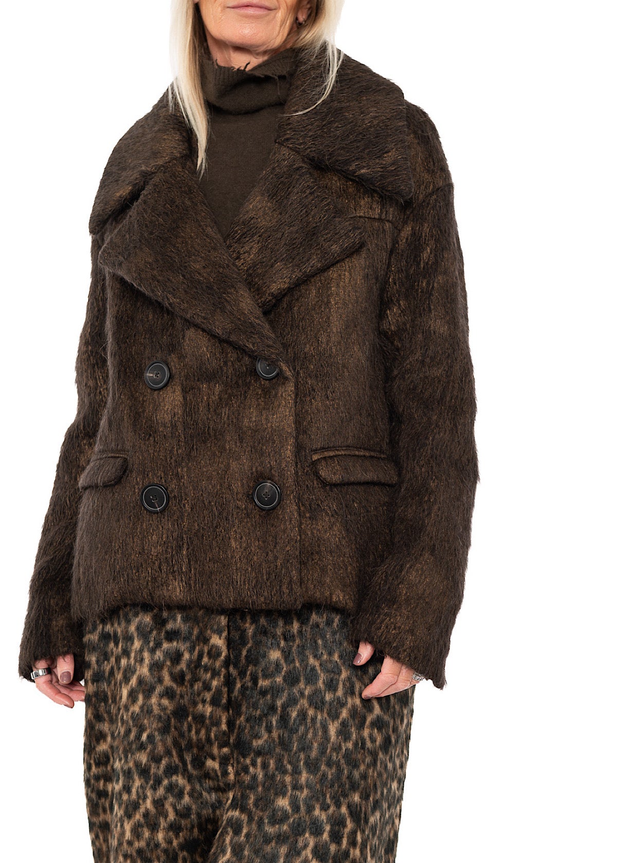 OVERSIZED LONG-HAIR WOOL JACKET WITH DETACHABLE LEOPARD COLLAR