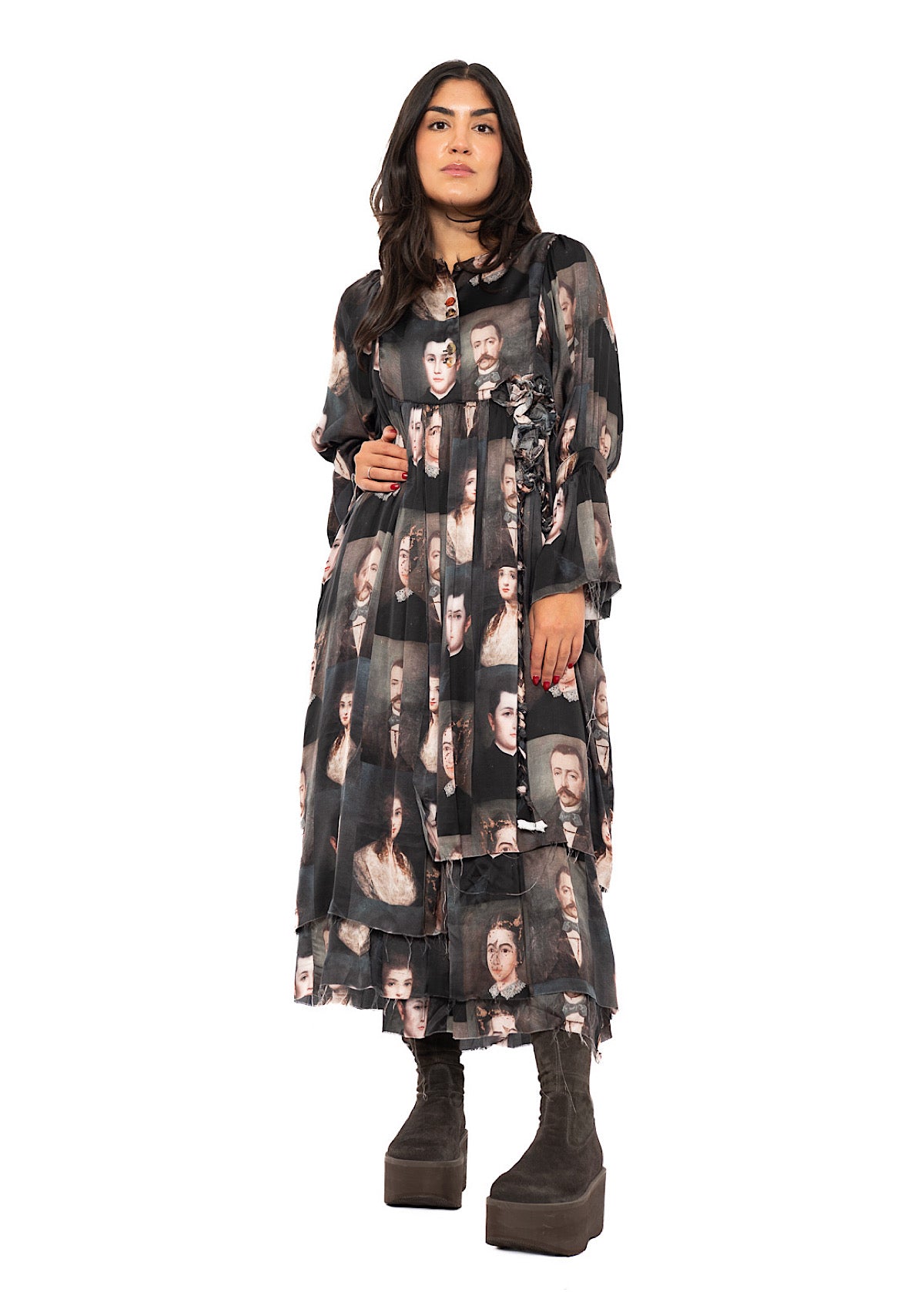 PORTRAIT PRINTED SILK DRESS