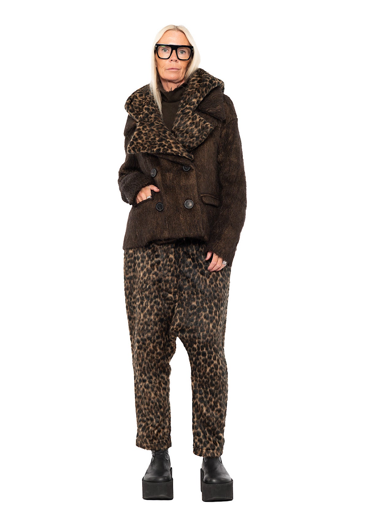 OVERSIZED LONG-HAIR WOOL JACKET WITH DETACHABLE LEOPARD COLLAR