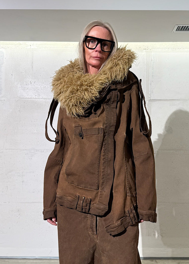OVERSIZED FAUX FUR-TRIM DENIM JACKET