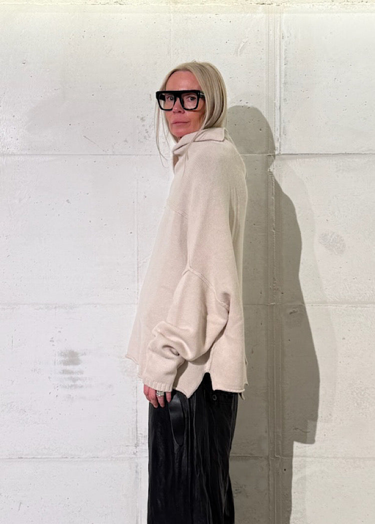 MERINO-YAK FUNNEL NECK PULLOVER