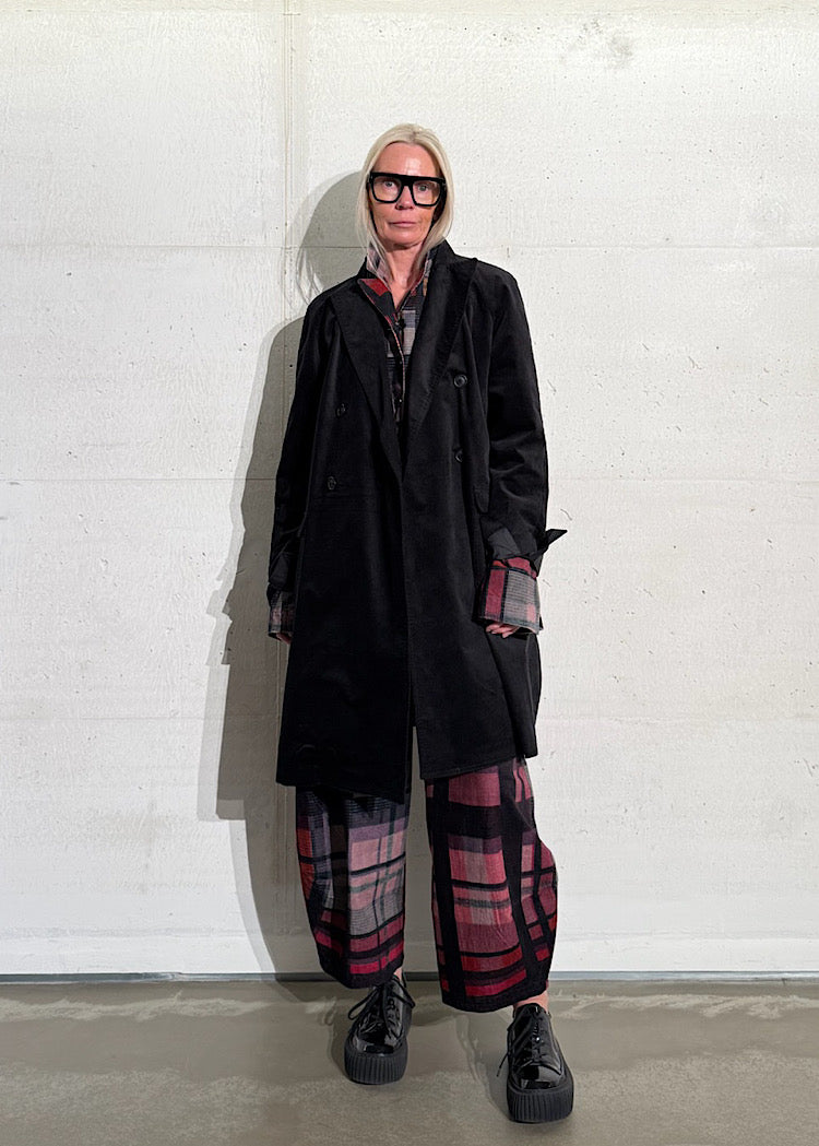 RUNDHOLZ BLACK LABEL DOUBLE-BREASTED STRETCH-VELVET COAT