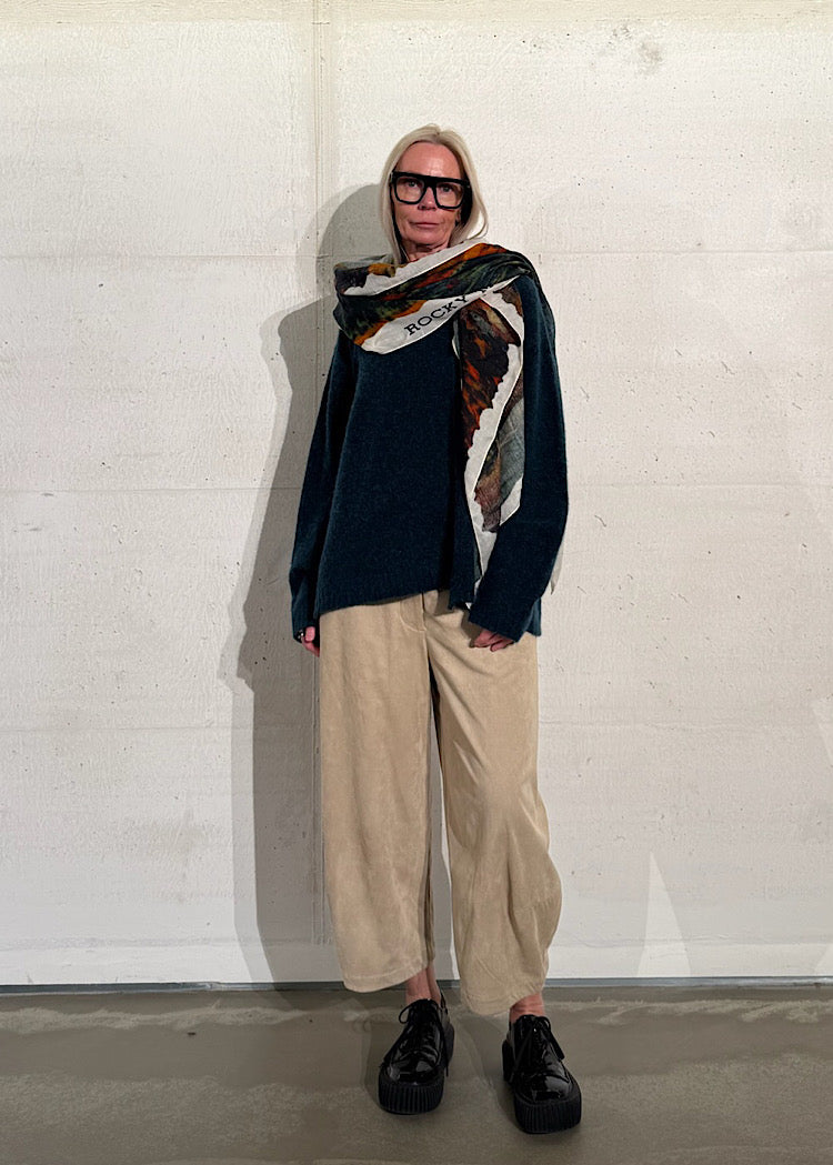 Style 3361403 photo A