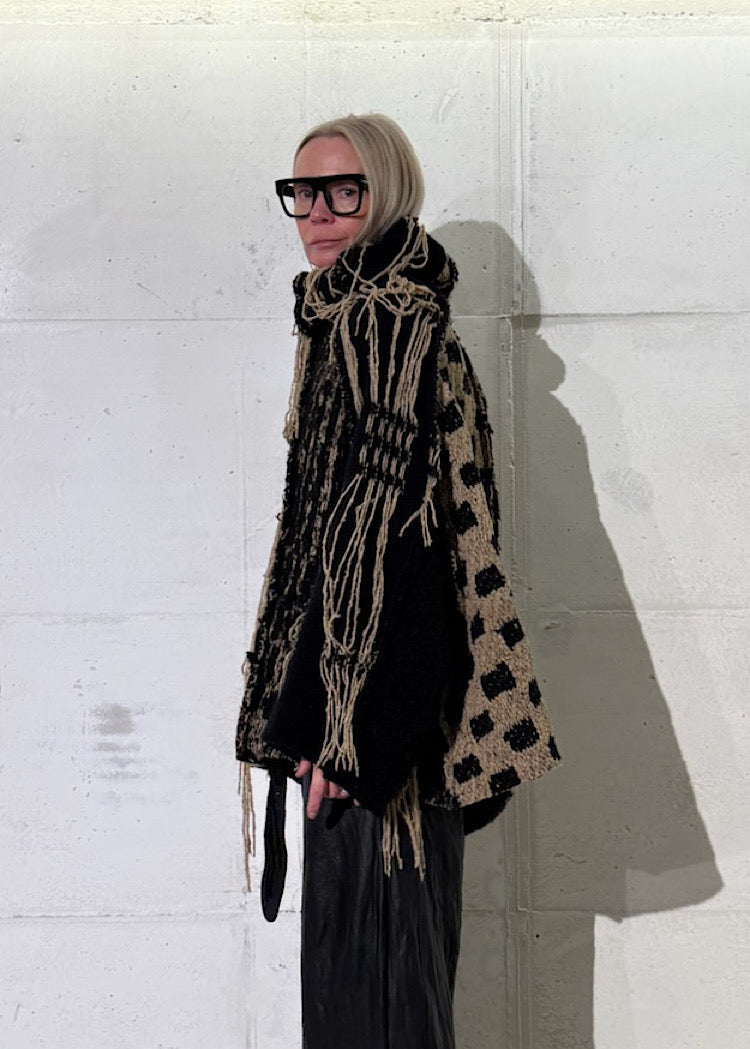 CL OVERSIZED TAPESTRY KNIT PULLOVER