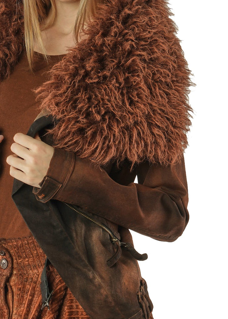 FITTED FAUX FUR-TRIM DENIM JACKET