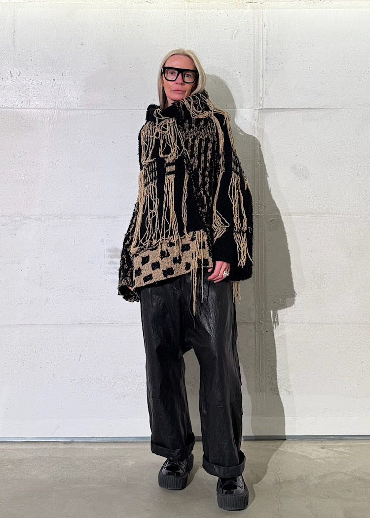 OVERSIZED TAPESTRY KNIT PULLOVER