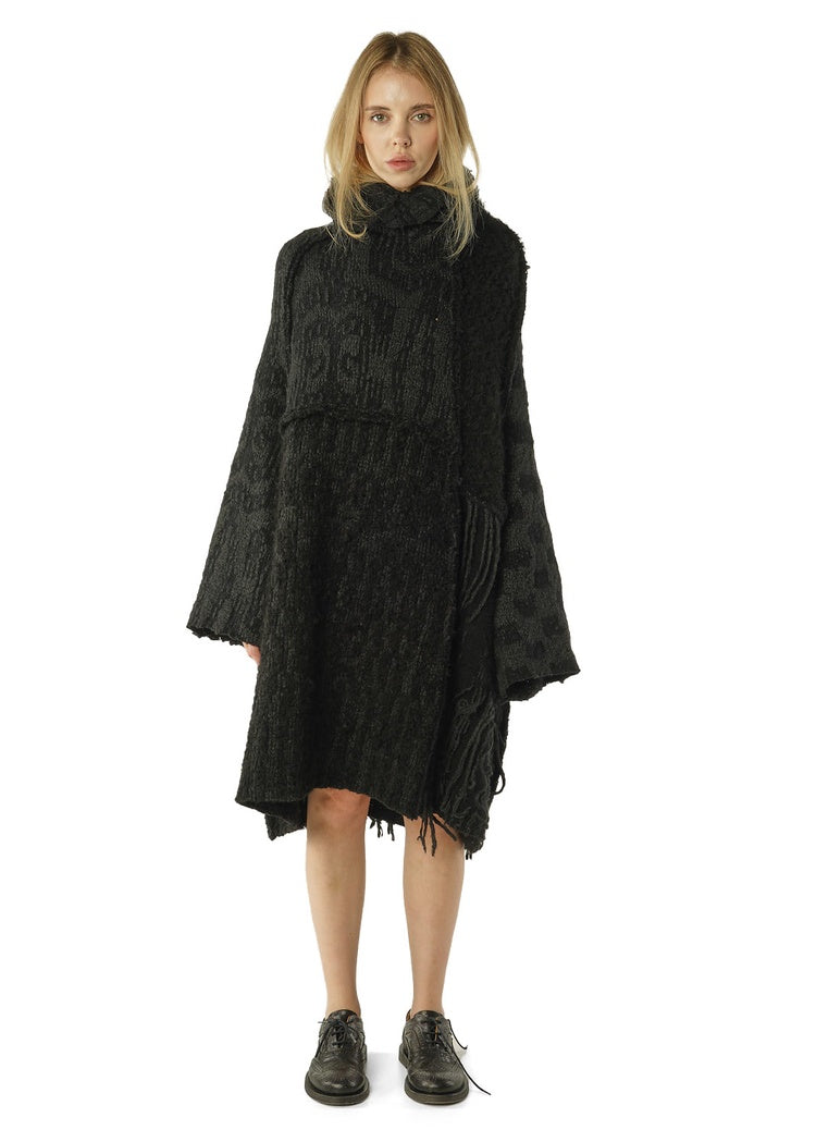 TAPESTRY KNIT TUNIC
