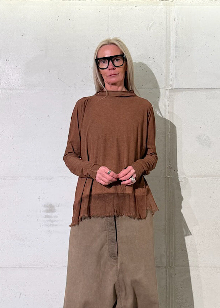 FUNNEL NECK MESH-HEM RIB JERSEY TOP