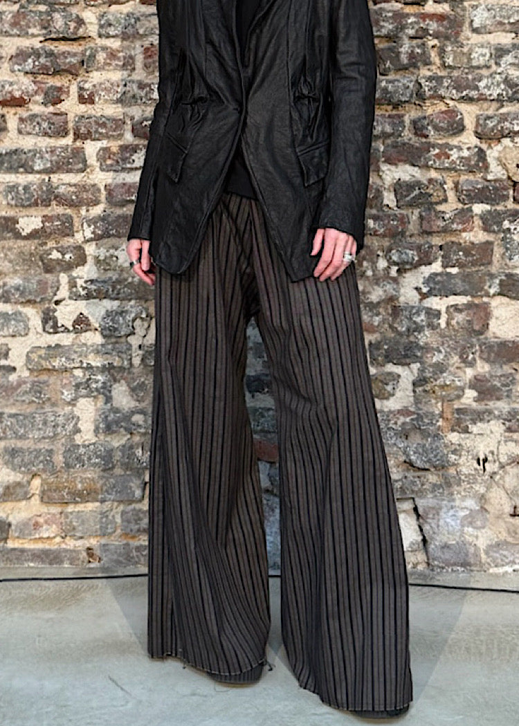 FLARED STRIPE STRETCH TROUSER