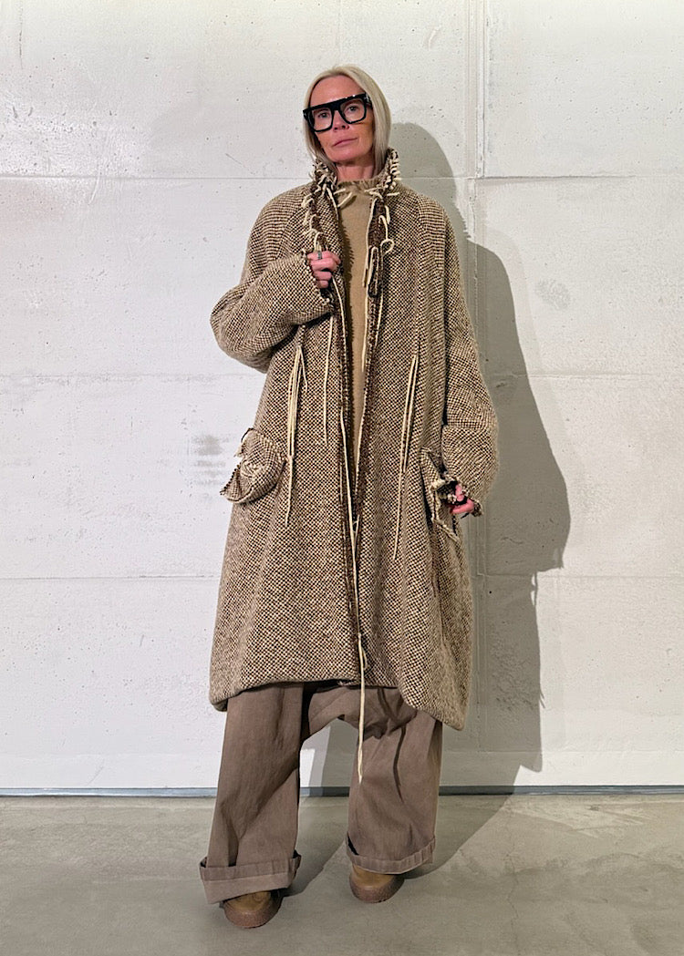 DRAPED CHECK WOOL COAT