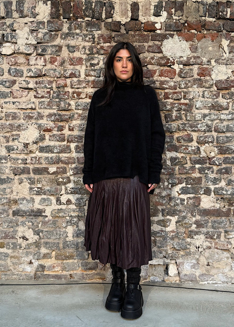 BRUSHED FUNNEL NECK PULLOVER