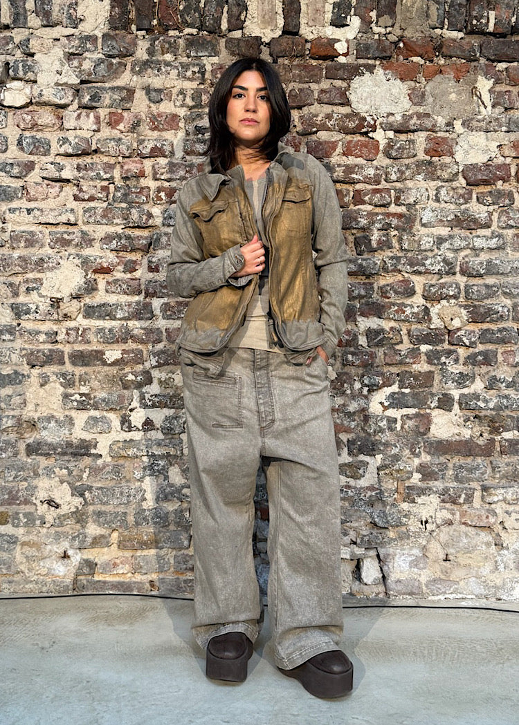ZIP-FRONT DENIM JACKET