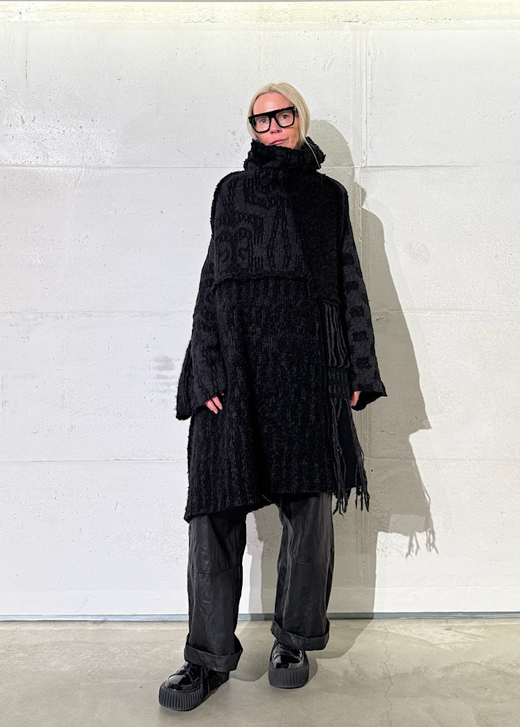 TAPESTRY KNIT TUNIC