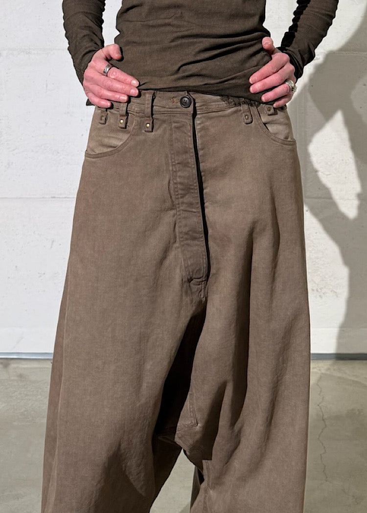OVERSIZED DROP-CROTCH DENIM TROUSER