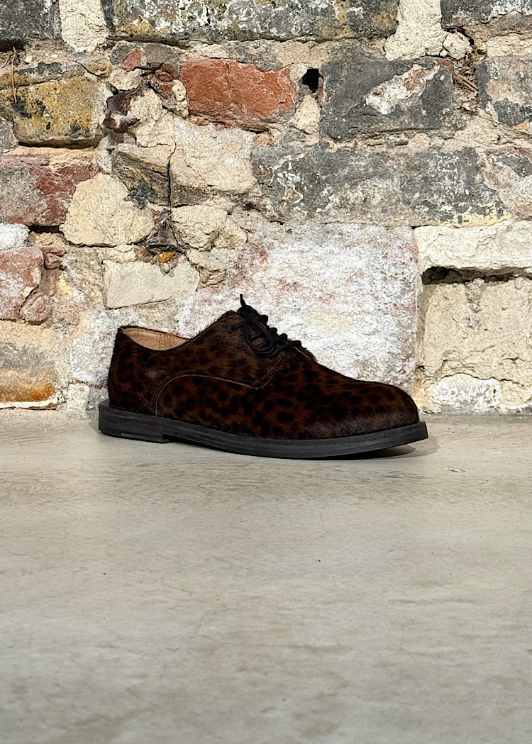LEO HAIRCALF LACE-UP SHOE