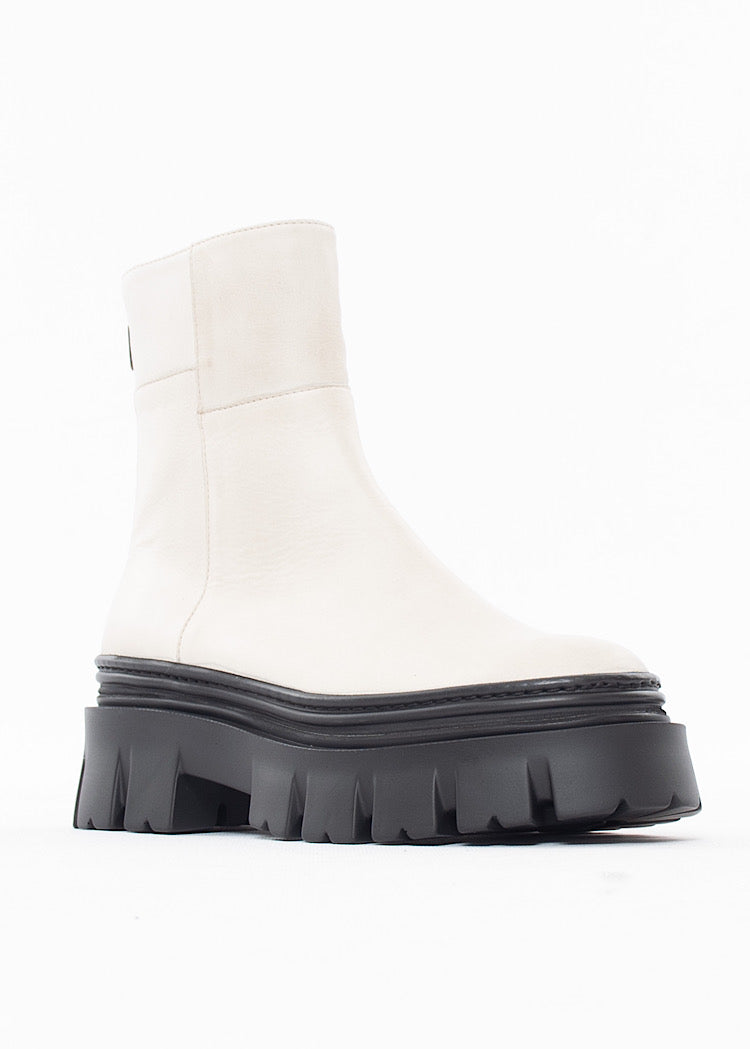 LOFINA BOOT